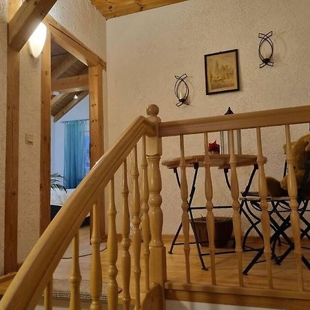 Gemuetliche Dachgeschosswohnung Erfurt Exteriér fotografie