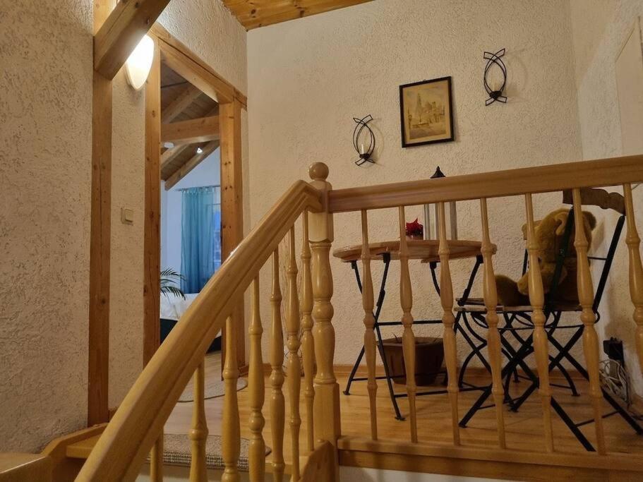 Gemuetliche Dachgeschosswohnung Erfurt Exteriér fotografie