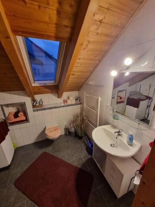 Gemuetliche Dachgeschosswohnung Erfurt Exteriér fotografie